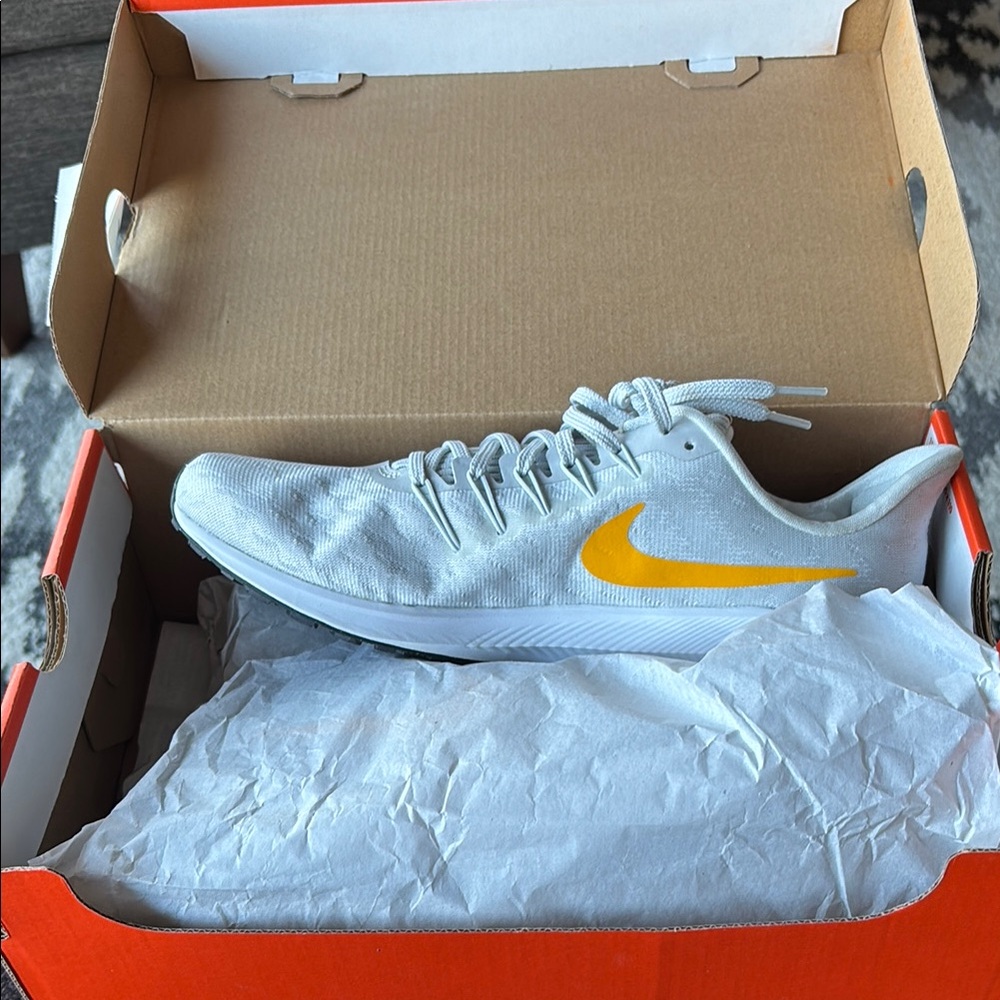 Nike White and Yellow Athletic Shoes with Bold Swoosh Iowa Hawkeye Team Issue
